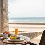 La Casa De La Playa *