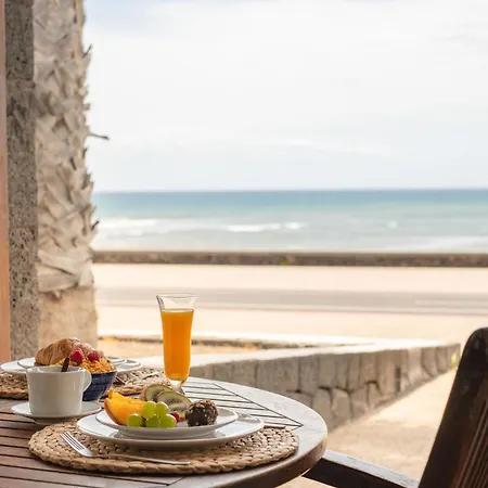 La Casa De La Playa *