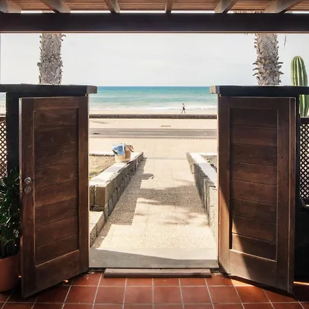 La Casa De La Playa פוארטו דל כרמן